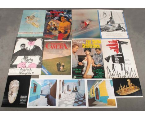 Mappe mit Konvolut Plakate, u.a. „Salamanca Place Hobart“ 1982, „Paul Gauguin“ 1998, „Scandinavian Furniture Fair“ 1975, „Das