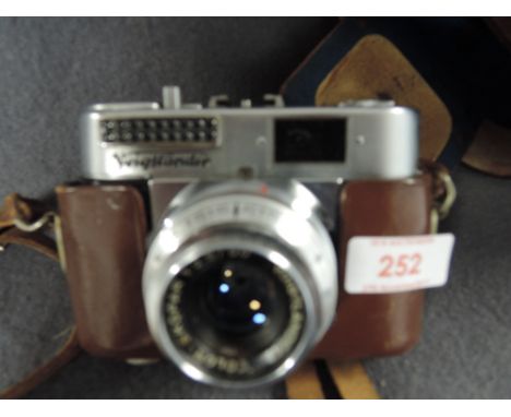 A Voigtlander Vito BL camera