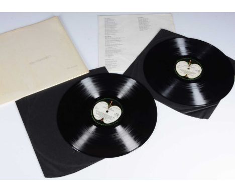 Beatles LP, The Beatles ("White Album") Double LP - original UK Stereo Release 1968 on Apple (PCS 7067/8) numbered 0422592 - 