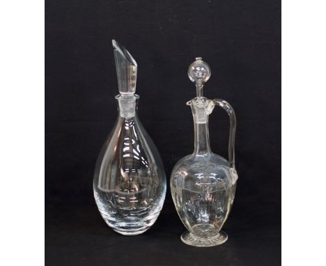 A probably Baccarat crystal claret jug / wine carafe / ewer with handle and stopper, in cut crystal with regular patterns, co