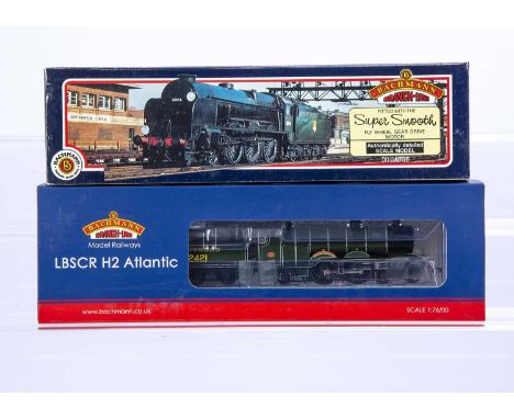 Bachmann 00 Gauge Southern Railway olive green Steam Locomotives and tenders,   31920 H2 class 4-4-2 Locomotive 2421 'South F