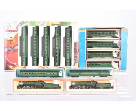 American N Gauge Southern Steam Locomotives with Tenders and Coaching Stock, all cased/boxed, Arnold 0228 S Pacific 4-6-2 531