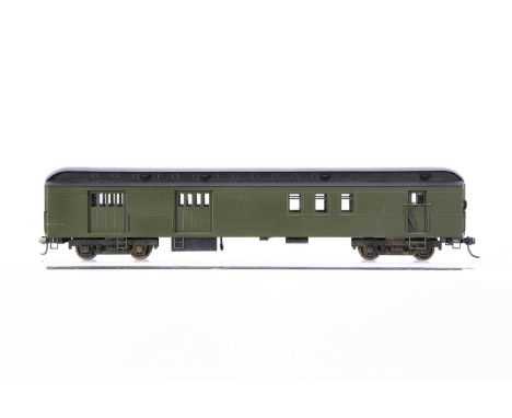 Nickel Plate Products H0 Gauge RPO (Railway Post Office) Car, made by Kumata, Japan, custom painted to good standard, set of 