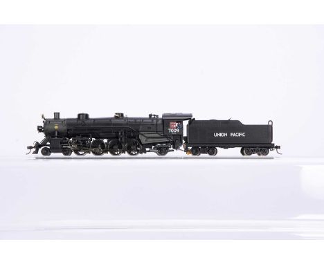 American HO Gauge Spectrum by Bachmann Steam Locomotive and Tender, boxed 81603 4-8-2 Mountain locomotive 7009 in black Union