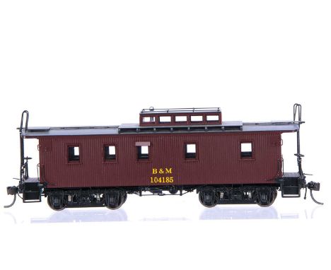 Rail Works Limited H0 Gauge Boston &amp; Maine Wood Caboose, R-420 5 Window Narrow Monitor Factory Painted,  made by Woosung 