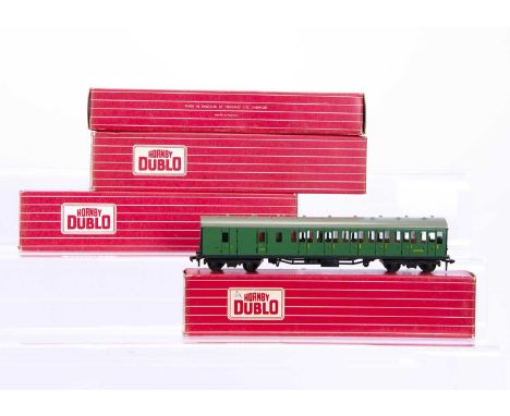 Hornby-Dublo 00 Gauge 2-Rail Super Detail BR SR green Suburban Coaches, 4081 2nd Class (3) and 4082 Brake/2nd, all in origina