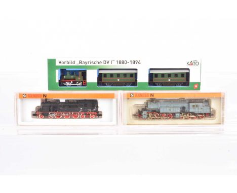 N Gauge German Steam Tank Locomotives and Branchline Passenger Train by Arnold and Kato, all three cased/boxed, Kato K10-500-