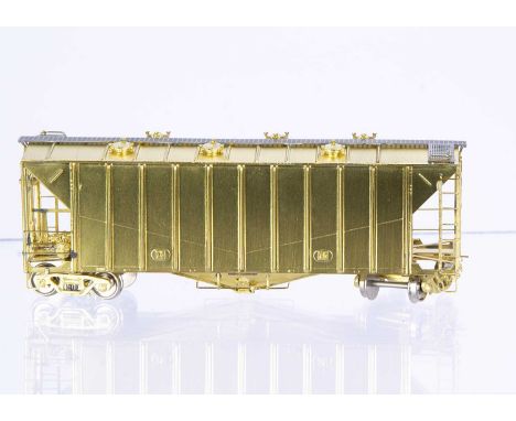 Overland Models Inc H0 Gauge Airslide Covered Hopper 1965 version with triangular gussets CB&amp;Q GACX Intl Multifoods PRR W