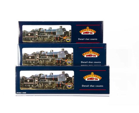 Bachmann 00 Gauge BR ex SR black N Class Locomotives and Tenders, 32-152 31813, 32-161 31862 and 32-162 31401, all in origina