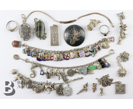Miscellaneous silver jewellery, including a silver charm bracelet with some silver charms, loose silver charms including span