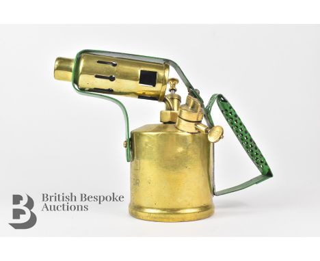 Veteran vintage brass mechanics blow lamp, for maintenance and repair, blow lamp restored.&nbsp;