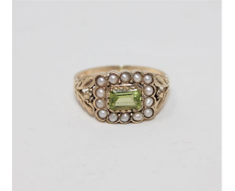 A 9ct gold peridot and pearl ring, size N