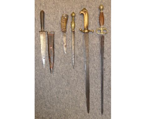 AN ITALIAN HUNTING DAGGER, TWO FURTHER DAGGERS, AND TWO HUNTING SWORDS, 18TH AND 19TH CENTURIES the first with tapering fulle