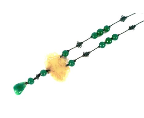 A Chinese carved jade pendant