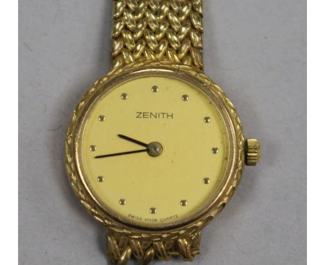 A lady's 9ct gold Zenith manual wind wrist watch, on a 9ct gold bracelet, bracelet broken.