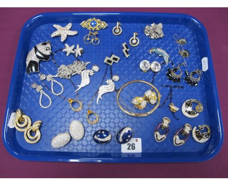 Assorted Modern Gilt Metal Costume Jewellery, including earrings, bangle etc :- One Tray 