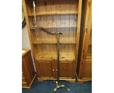 AN UNUSUAL BRASS STANDARD LAMP - H 162 cm