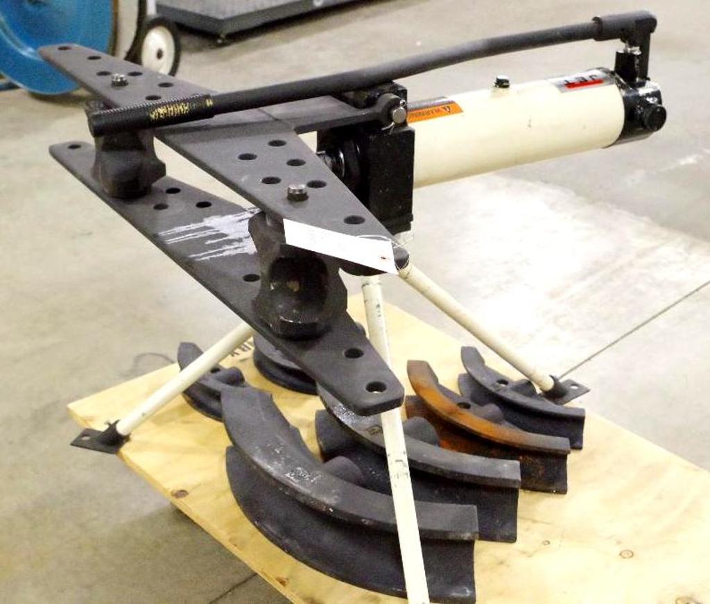 JET Hydraulic Pipe Bender, Max. Capacity 3" Schedule 40 Pipe M/N JHPB