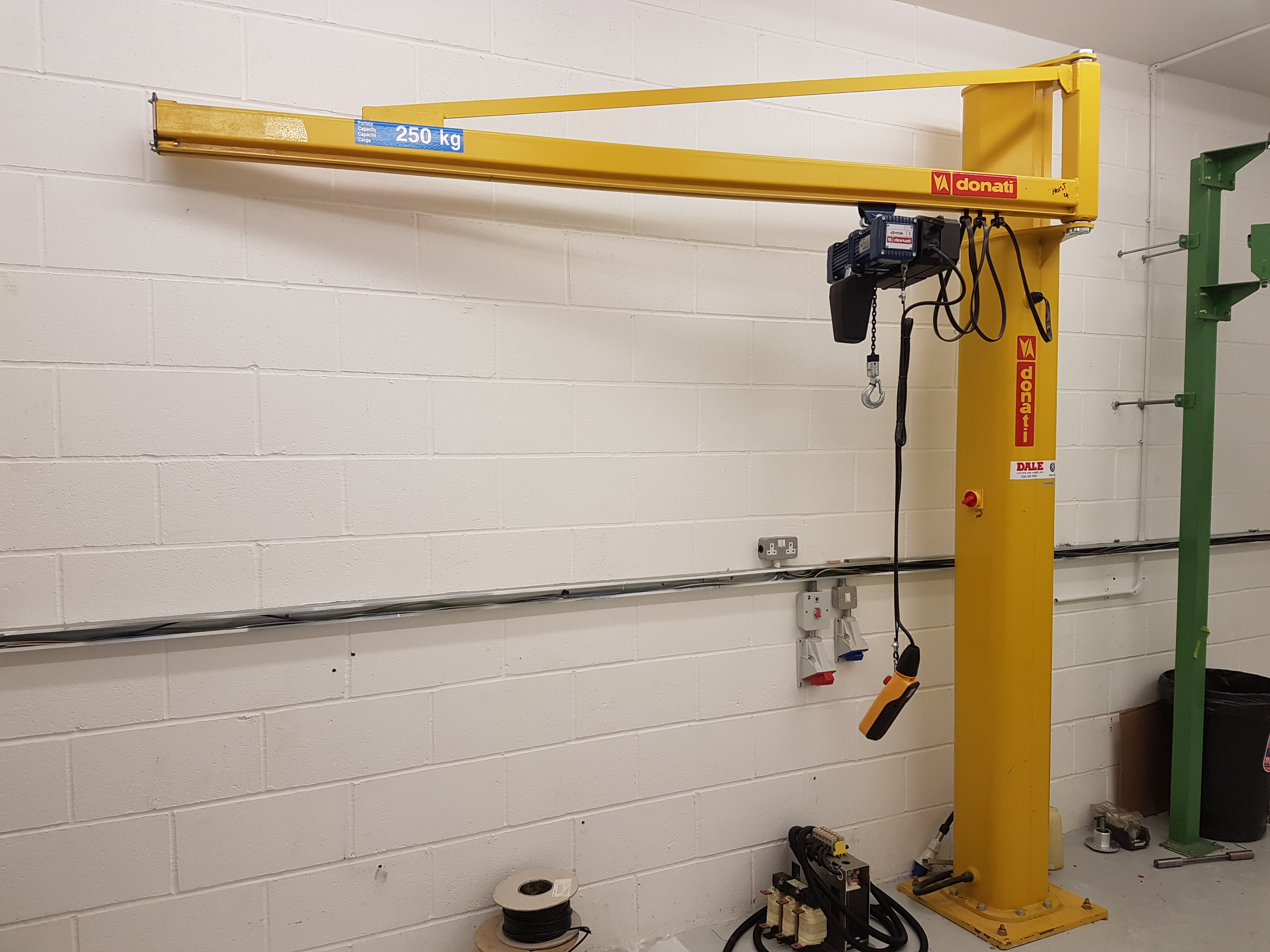 Donati 250kg JIB Crane / Boom Hoist with Donati 250kg Electric winch