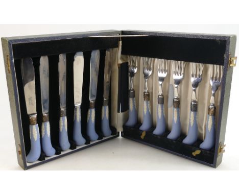 Wedgwood Jasperware Knife &amp; Fork set: Wedgwood blue &amp; white Jasperware boxed knife &amp; fork set by Mappin &amp; Web