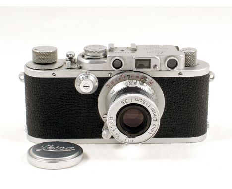 Leica IIIa 1936/7, #231078. (condition 5F) with Elmar 5cm f3.5 red-scale lens (condition 5F). With lens cap and ever-ready ca