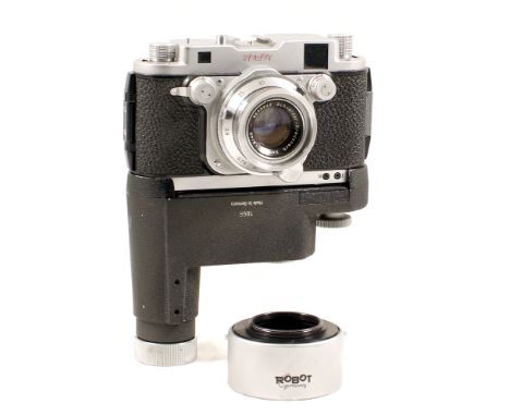 Robot Royal Model III Clockwork Drive Camera Set. #G131546 (condition 4F) with Xenon 40mm f1.9 lens #3533642 (condition 4F) w