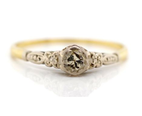 Antique 18ct gold solitaire diamond ring marked 18ct approx weight 1.7 grams, ring size Q