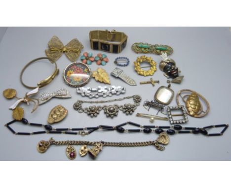 Vintage jewellery 