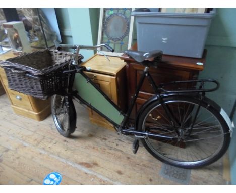 Original butchers bicycle with basket in good condition, good advertising item