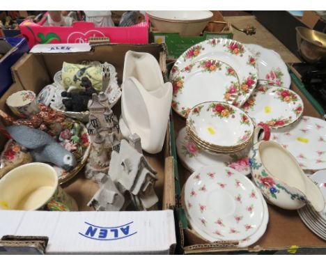 Two trays of assorted ceramics and dinner ware to include Royal Albert Old Country Roses, Crown Devon Fieldings musical jug e
