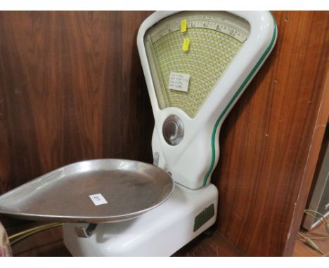 A vintage set of shop scales