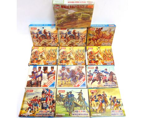 A LARGE QUANTITY OF 1/76 SCALE PLASTIC MODEL SOLDIERS  by Airfix and others, some in original boxes. 