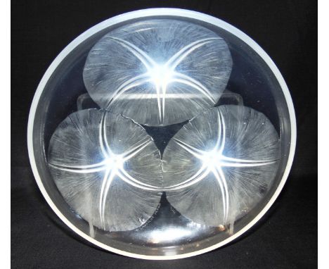 A RENE LALIQUE 'VOLUBILIS' GLASS BOWL  21.5cm diameter, etched 'R Lalique France N. 383'