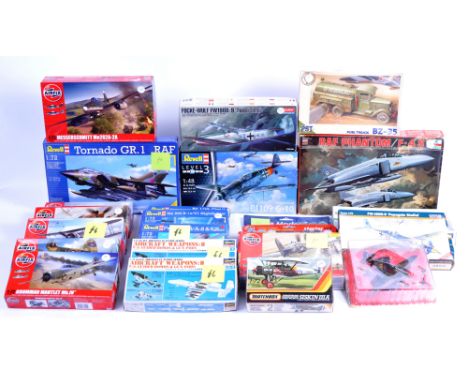 A collection of 20+ assorted ex-shop stock plastic scale model kits to include Revell, Airfix, Esci, Matchbox, Hasegawa, Mist