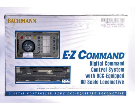 A rare Bachmann made H0 / HO scale gauge model railway trainset boxed set No. 44906 ' Norfolk &amp; Southern ' E-Z Command ' 