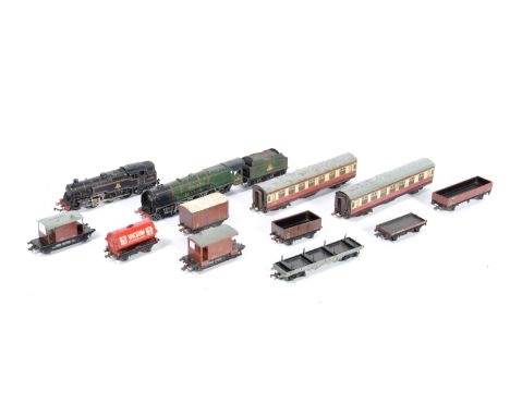 A collection of original vintage Hornby Dublo 00 gauge model railway train set items comprising a BR 80054 black livery 2-6-4