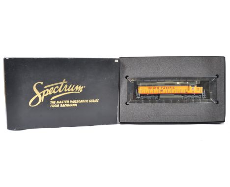 A rare Bachmann Spectrum Master Railroader Series H0 / 00 gauge model railway train set locomotive 82708 EMD SD-45 Diesel Loc