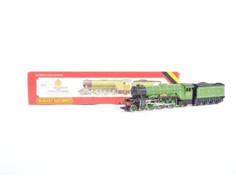 An original Hornby 00 gauge model railway train set locomotive R845 4-6-2 Flying Scotsman 4472 LNER. Complete in original box