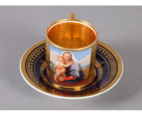 A CHAMBERLAIN'S WORCESTER PORCELAIN COFFEE CAN, painted by Humphrey Chamberlain 1822 with a half portrait of the Virgin Mary 