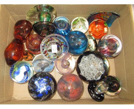 Box containing a quantity of various glass paperweights, including Caithness with a glass figure of a squirrel and various mu