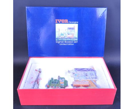 Ivor The Engine - Robert Harrop - a boxed Limited Edition set ' Signal Boxed Set '. Highly detailed resin model from the clas