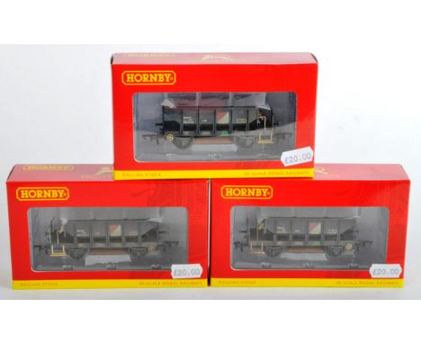 Three boxed Hornby 00 gauge model railway trainset locomotive rolling stock wagons model No. R6622 ZJO Trout Ballast Hopper D