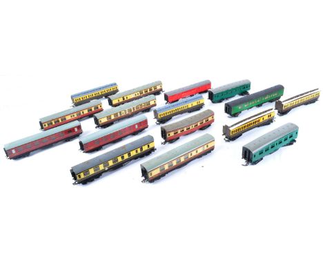 A collection of vintage 00 gauge model railway trainset locomotive coaches and carriages. Largely Tri-ang / Triang and Hornby