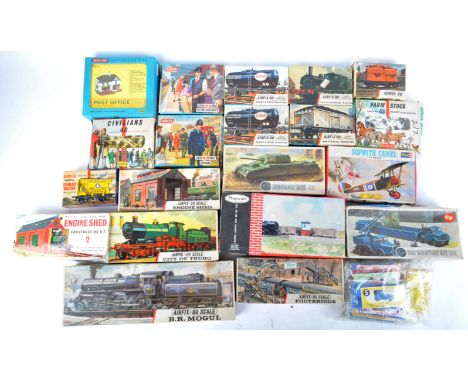 A large collection of assorted 1/76 scale / 00 gauge Airfix plastic model kits. The collection largely of model railway / tra
