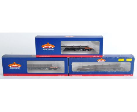 A collection of x3 boxed Bachmann made Branch Line 00 gauge model railway trainset locomotive rolling stock comprising x2 38-