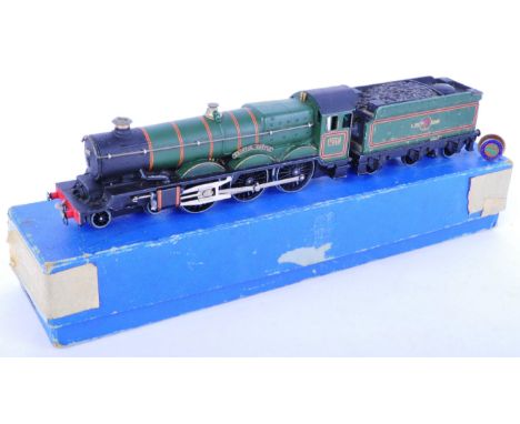 An original vintage Hornby Dublo 00 gauge model railway trainset locomotive engine ' Bristol Castle '. EDLT 20 British Railwa