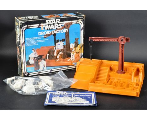 Star Wars - An original vintage 1979 Kenner made Star Wars action figure playset ' Droid Factory '. Lacking the R2D2 figure, 