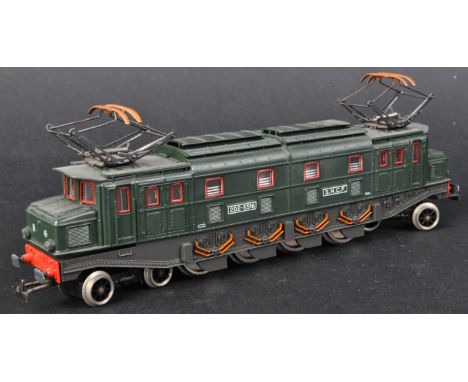 An original French ' Jouef ' made HO / 00 gauge model railway trainset locomotive engine No.8590&nbsp;Class 2D2-5500 5516 of 