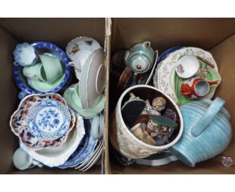 A mixed lot of ceramics to include Carlton ware, oriental, Meissen, Royal Doulton and similar (2)