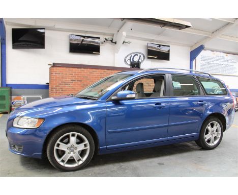 Make &amp; Model: Volvo V50 SE DDate of Reg: FY57 KXLColour: Bluecc: 1998MoT: 11-07-2023Fuel Type: DIESELMileage: 143kTransmi